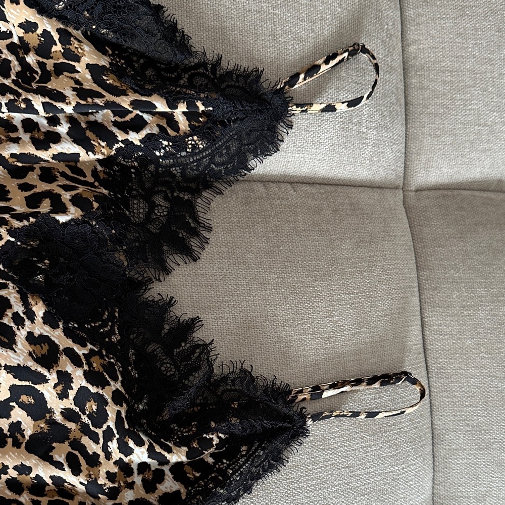 Leopard Print Camisole with Black Lace Trim - Picture 4 of 7